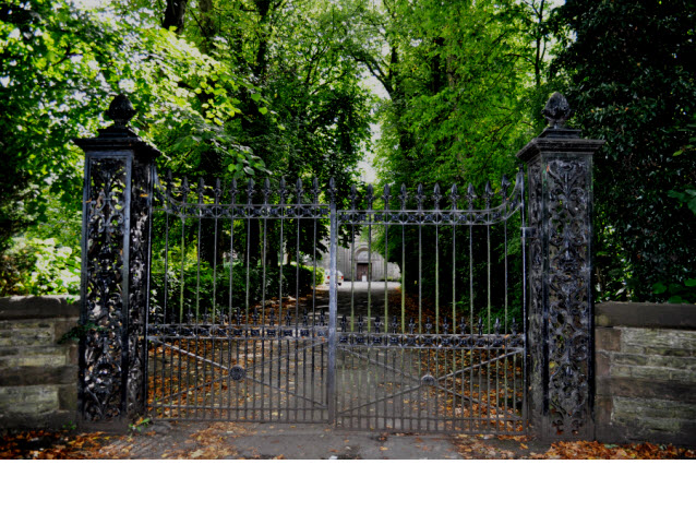 St Oswalds Gates and Piers